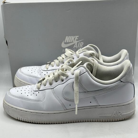 NIKE Air Force 1 '07 White Sz Men's 9.5 Women's 11 - Picture 4 of 7